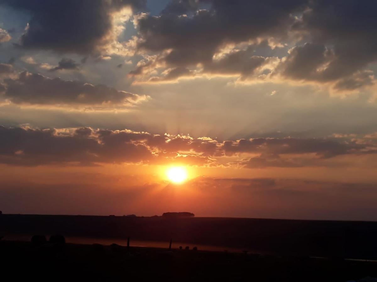 La Vista Farm Stay Эрмело Экстерьер фото
