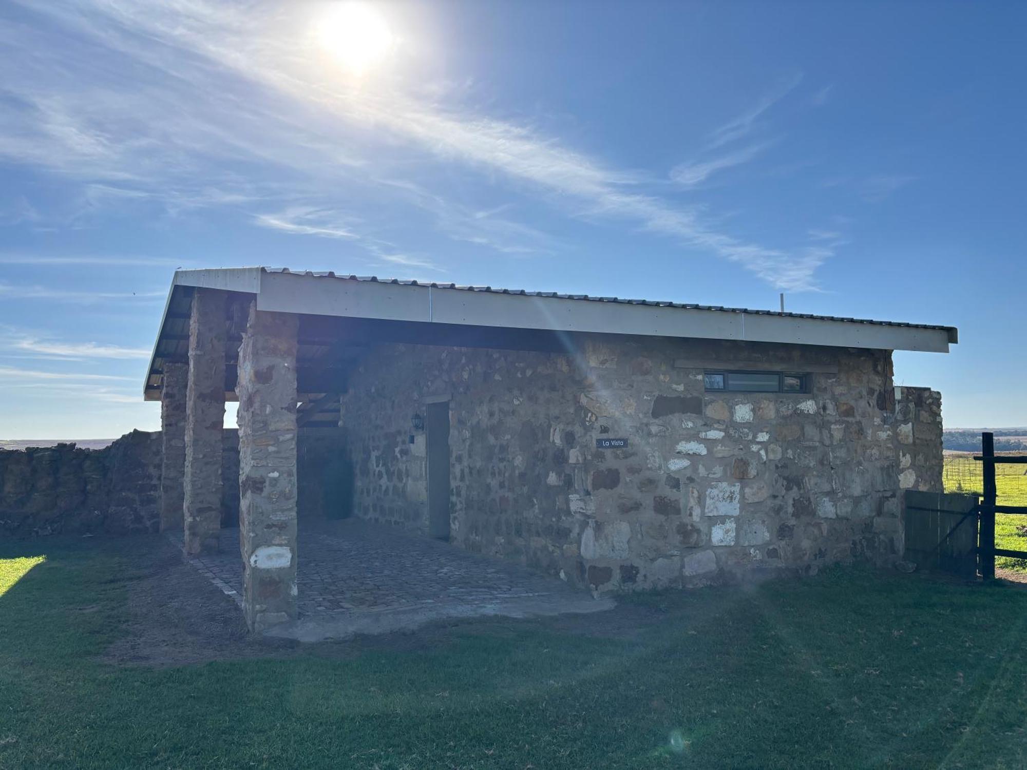 La Vista Farm Stay Эрмело Экстерьер фото